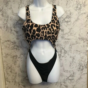 Leopard Print One Piece Swimsuit With Cutout - Size XL
